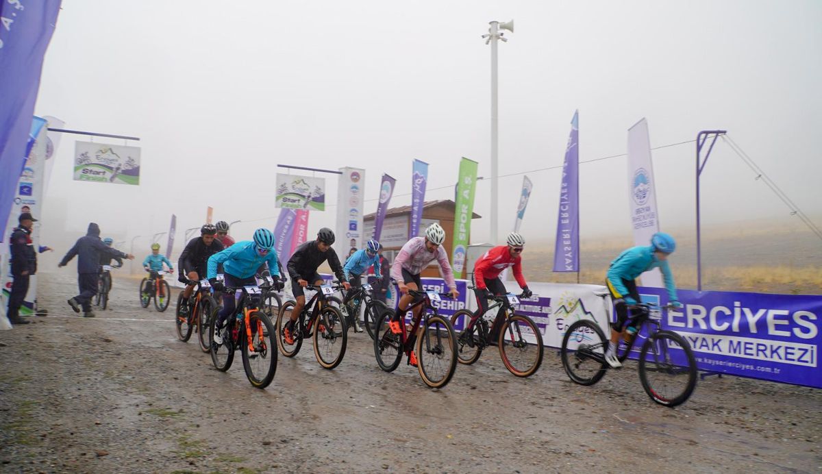 Uluslararası Erciyes MTB Cup Dağ Bisikleti Yarışları\'nın üçüncü etabı koşuldu