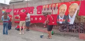 Brezilya'nın cumhurbaşkanı adayı Lula, Rio de Janeiro'daki mitinge katıldı