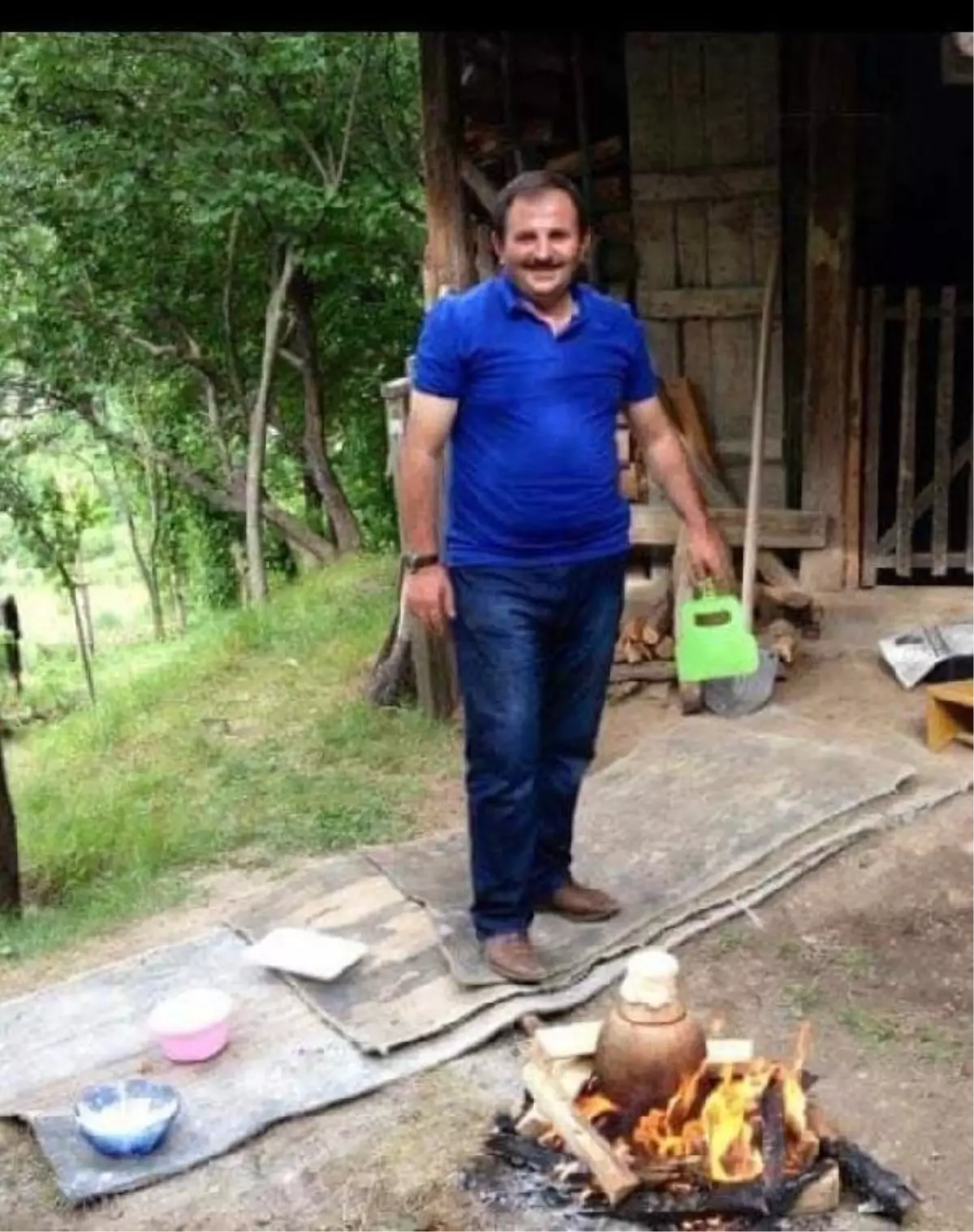 Evin garajında ölü bulundu