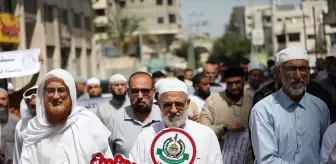 Gazze'deki Filistinlilerden Yahudilerin Mescid-i Aksa baskınına tepki