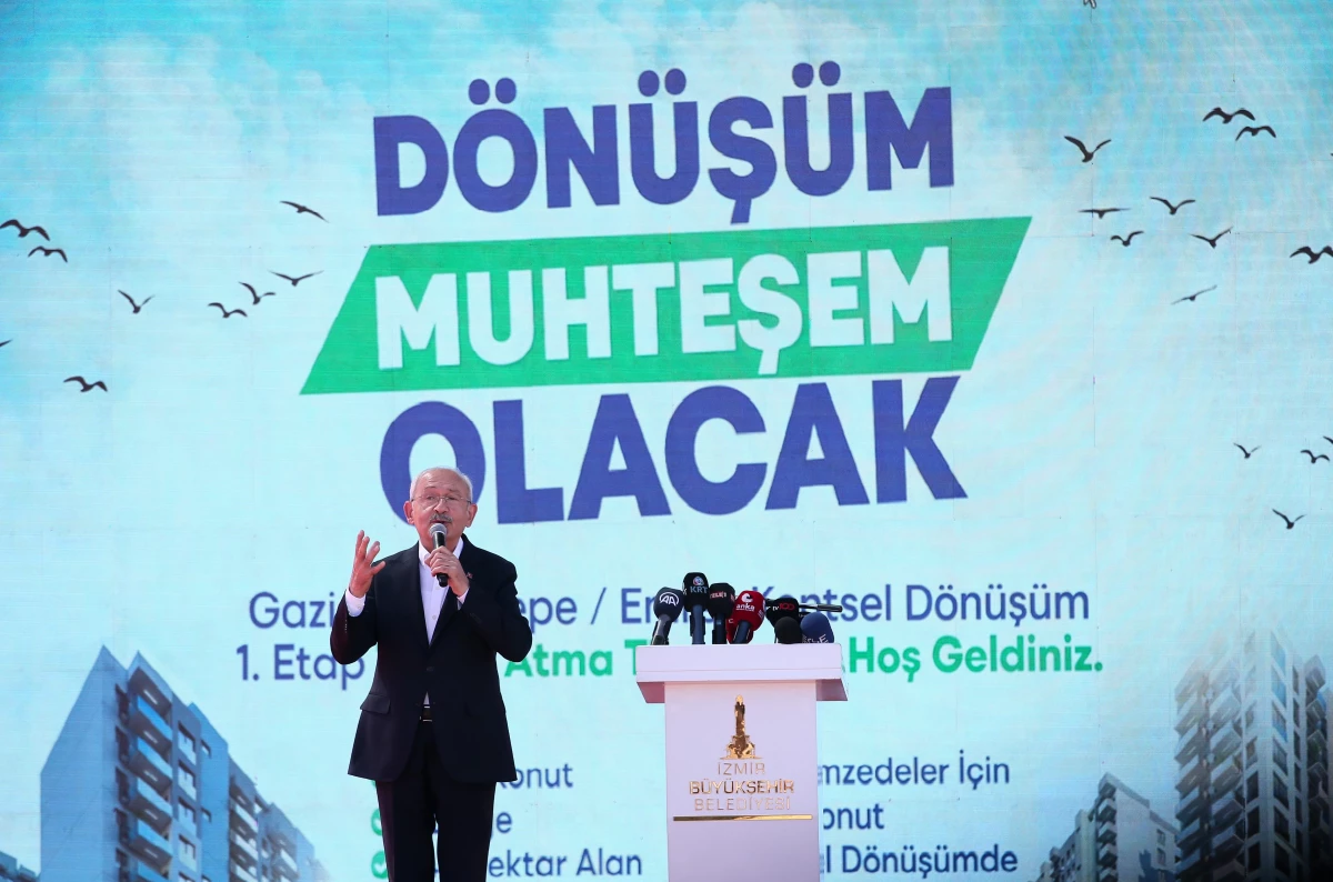 Kılıçdaroğlu, İzmir\'de konut projesi temel atma törenine katıldı