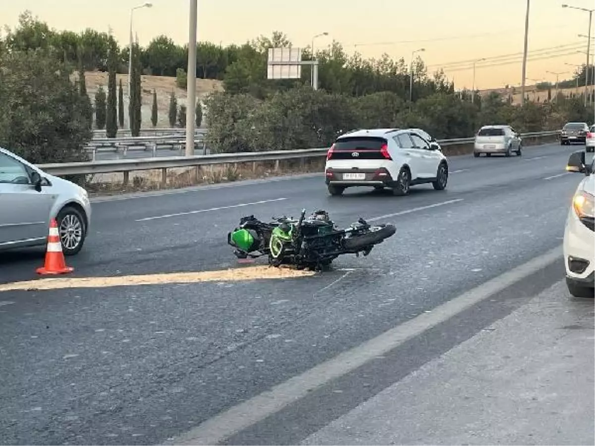 Otomobile arkadan çarpan motosiklet sürücüsü hayatını kaybetti