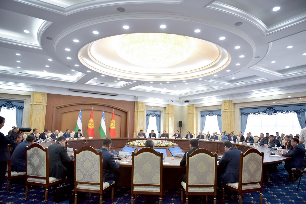 Kırgızistan ve Özbekistan arasında sınır belirleme konusunda protokol imzalandı