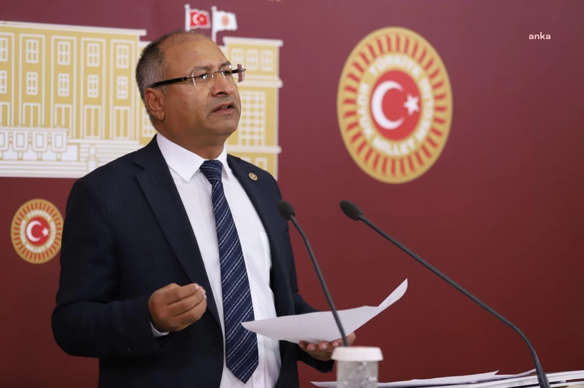 Özcan Purçu\'dan Bakan Kurum\'a: "Toki Tarafından 200 Bin Suriyeliye Bedava Konut Yapıldığı İddiası Doğru Mu"