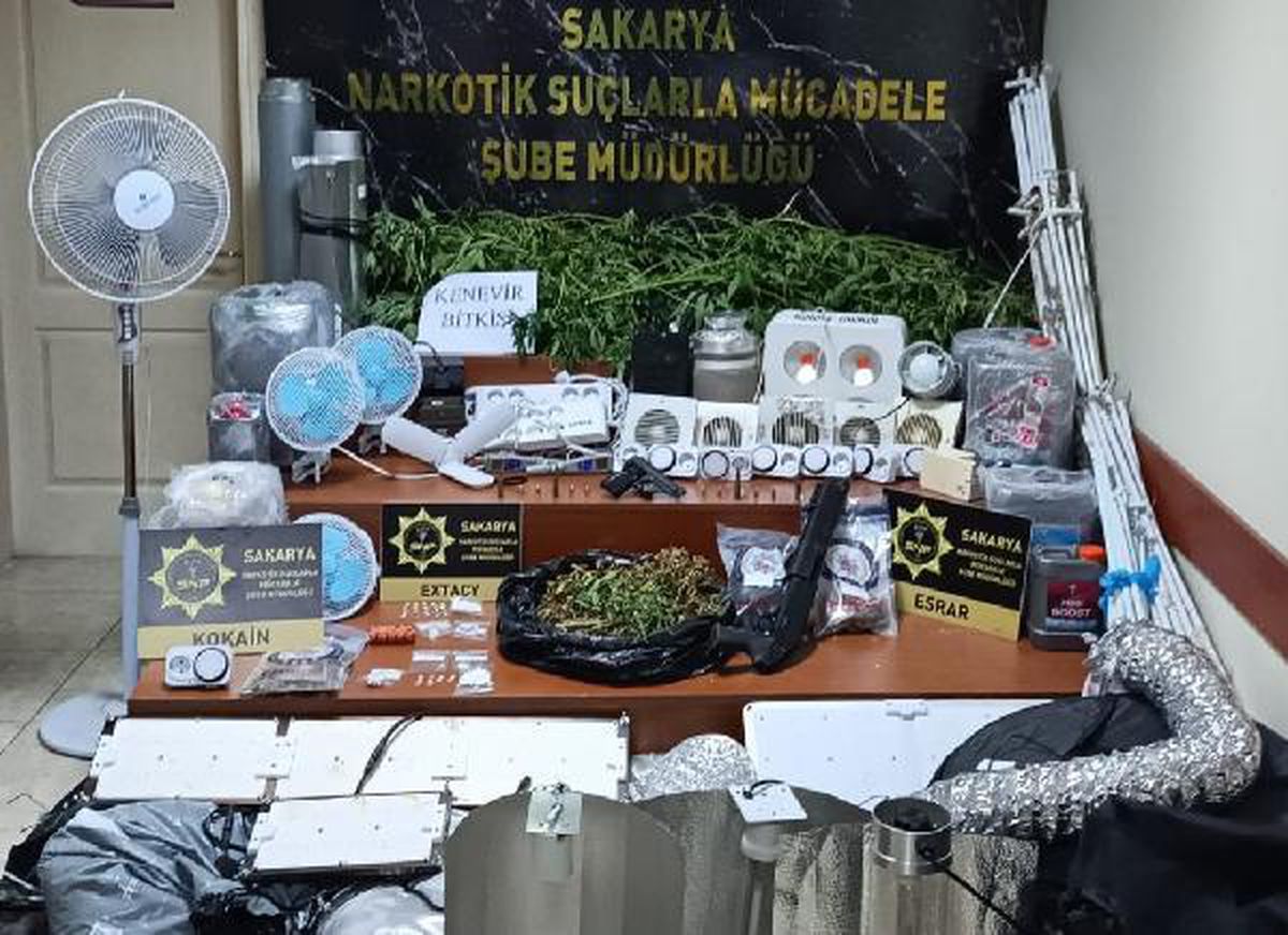 Son dakika gündem: Sakarya\'daki uyuşturucu operasyonlarında 3 tutuklama