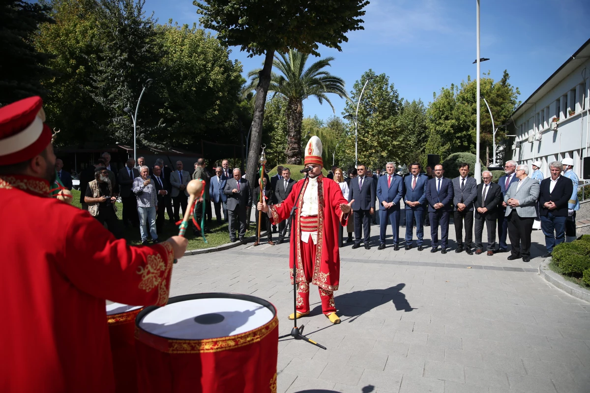 Ukrayna\'nın Ankara Büyükelçisi Bodnar\'dan Sakarya Büyükşehir Belediye Başkanı Yüce\'ye ziyaret