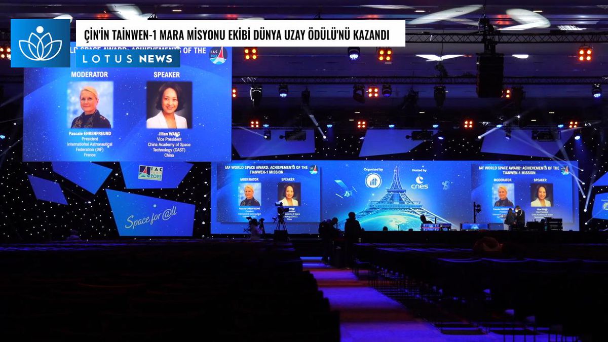 Video: Çin\'in Tianwen-1 Mars Misyonu Ekibi Dünya Uzay Ödülü\'nü Kazandı