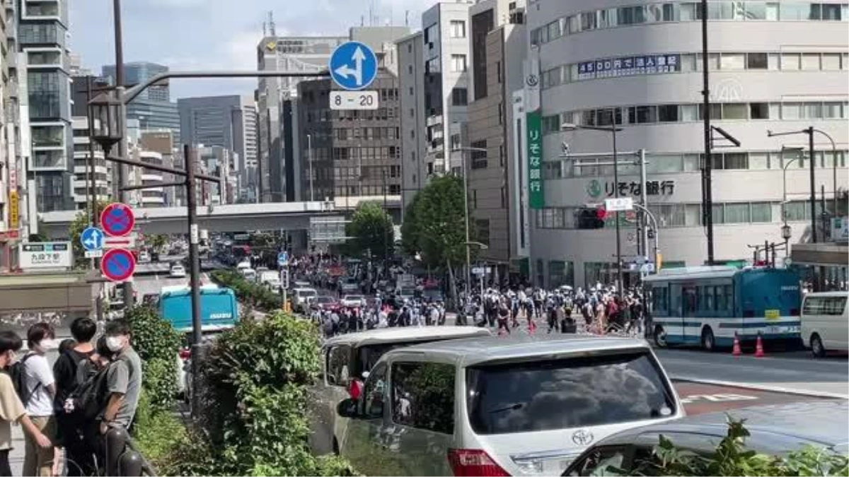 Abe Şinzo için düzenlenecek devlet cenaze töreni protesto edildi