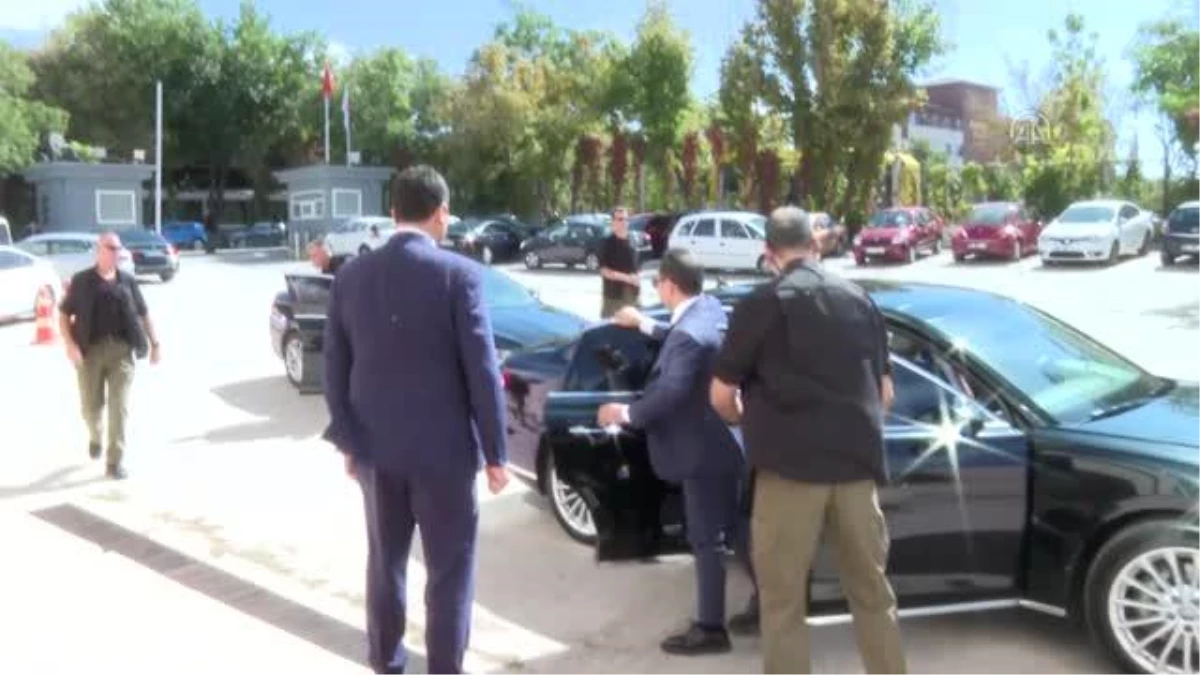 CHP Genel Başkanı Kılıçdaroğlu, Demokrat Parti Genel Başkanı Uysal\'ı ziyaret etti