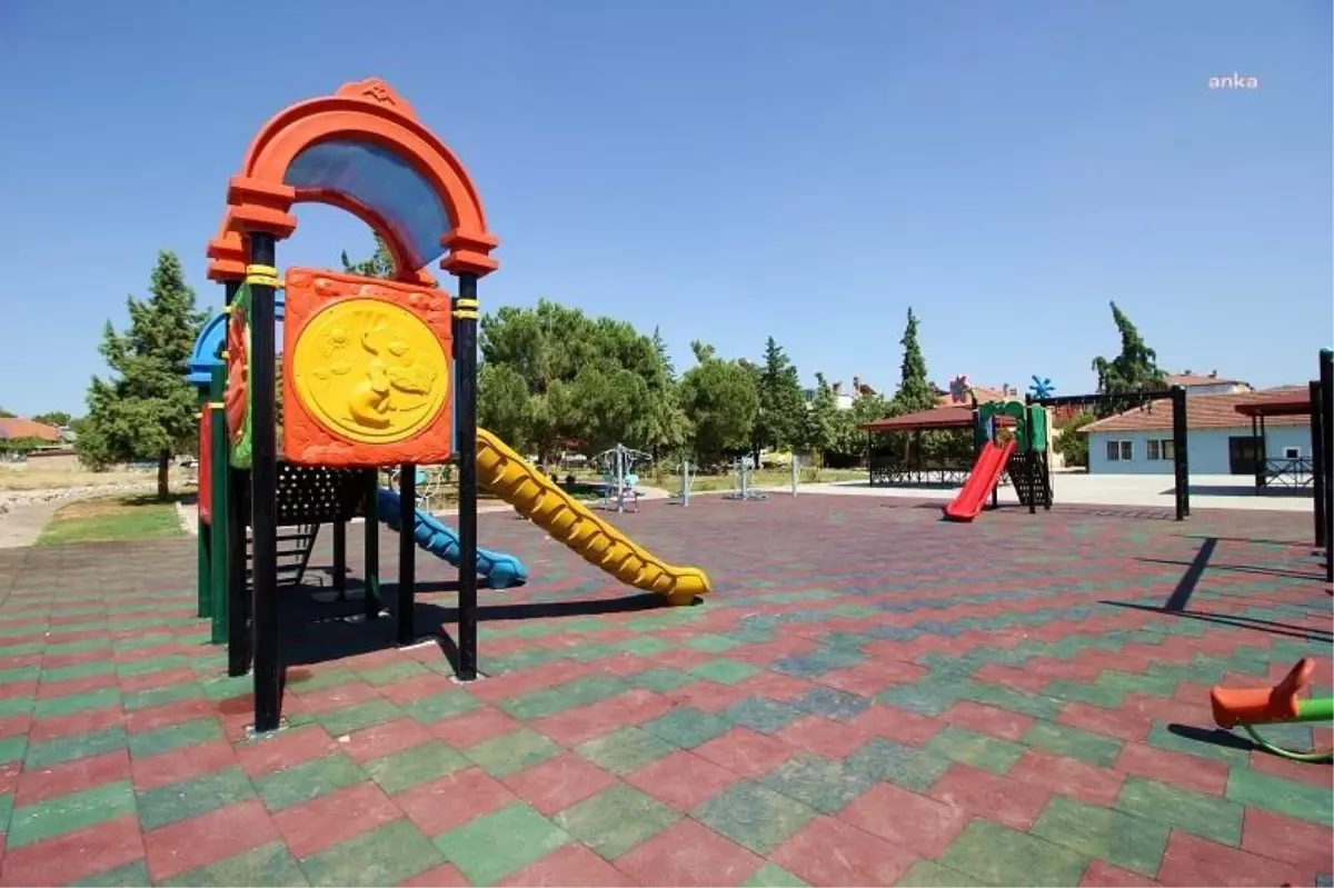 Honaz\'da Yeşil Alan ve Park Yapım Çalışmaları Hızlandı