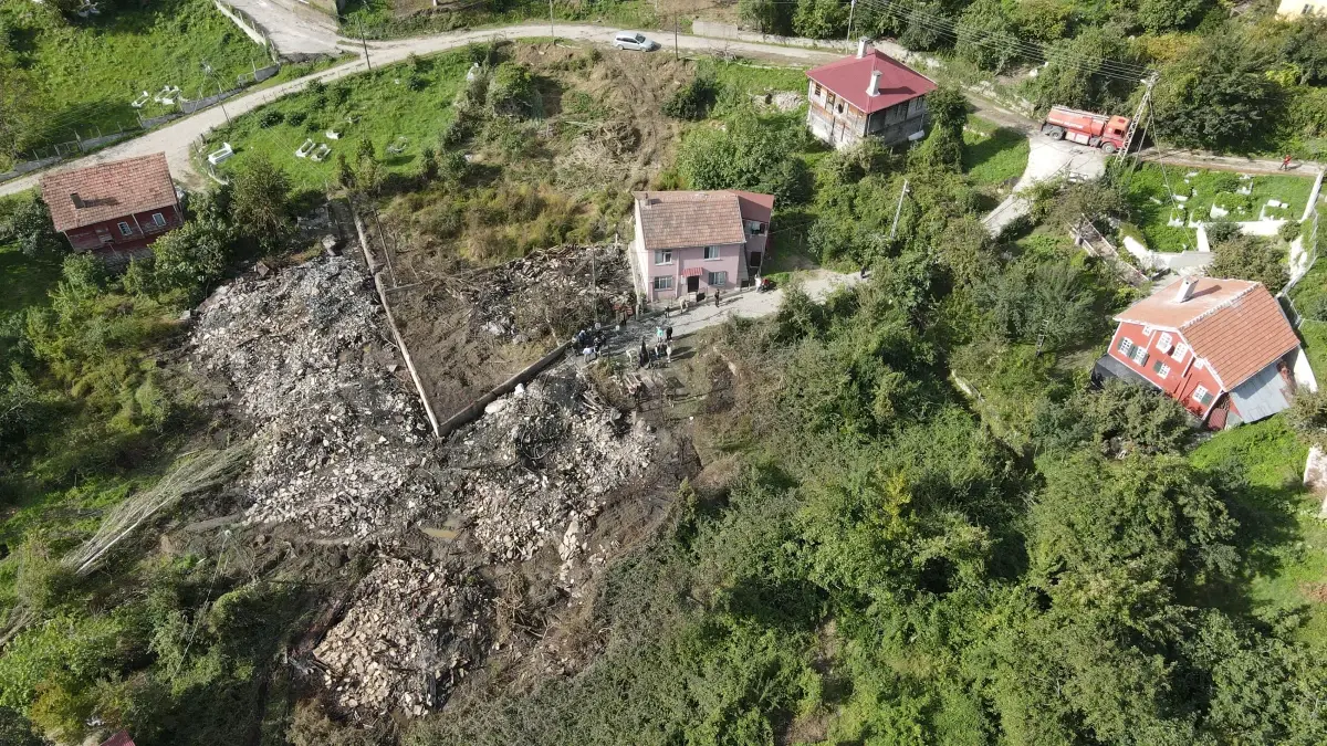 Kastamonu\'da çıkan yangında 6 ev zarar gördü