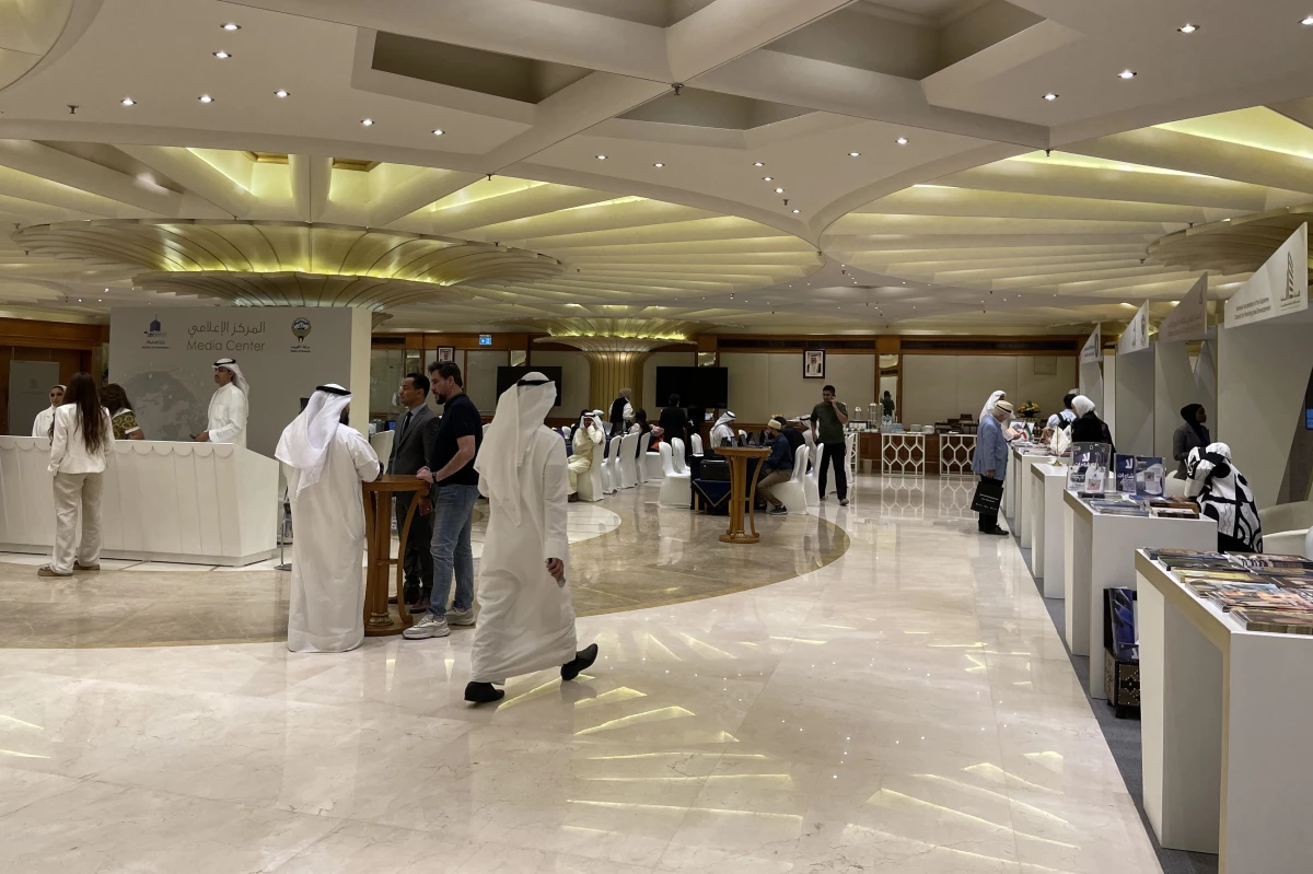 Kuveyt\'te parlamento seçimlerini 80 yabancı gazeteci takip edecek