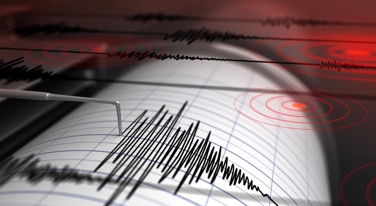 Ardahan\'da korkutan deprem! AFAD şiddetini 5 olarak açıkladı