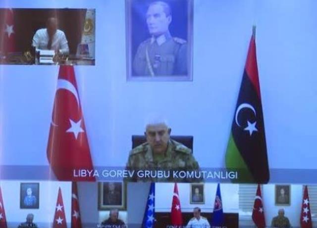Yunanistan'la kriz sırasında sürpriz gece toplantısı! Akar, Genelkurmay Başkanı ve komutanlarla görüştü Yunanistan'la kriz sırasında sürpriz gece toplantısı! Akar, Genelkurmay Başkanı ve komutanlarla görüştü