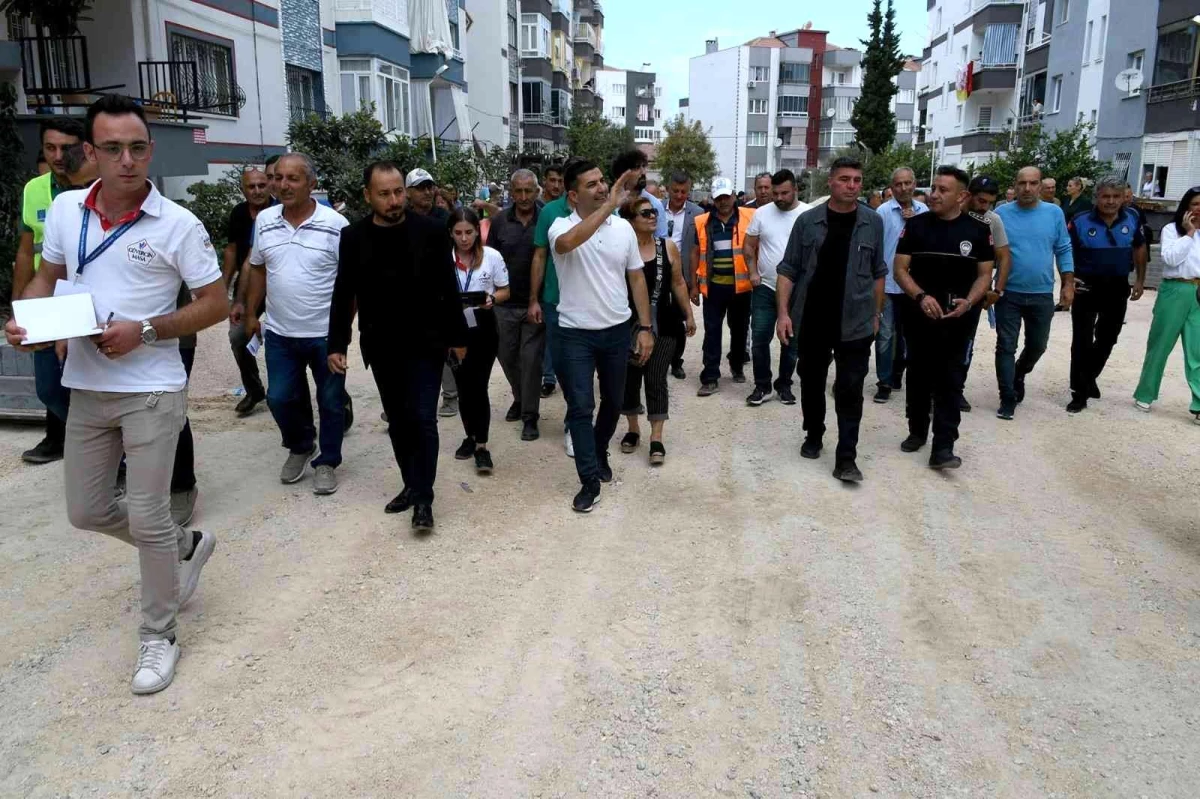 Kuşadası Belediye Başkanı Ömer Günel, Meram Sitesi\'ni Ziyaret Etti