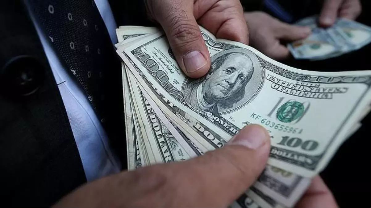 Dolar güne rekor tazeleyerek başladı! 18,49\'dan işlem görüyor