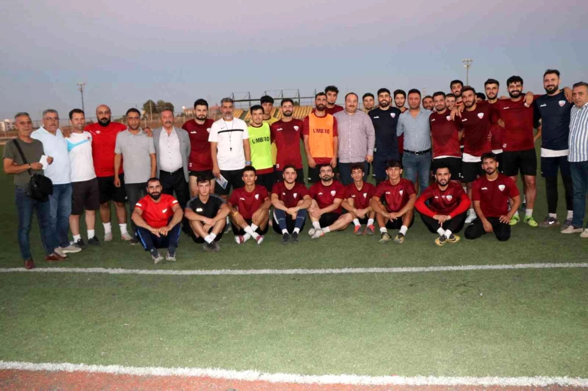 Belediye Başkanı Ekinci\'den Viranşehir Belediyespor oyuncularına ziyaret