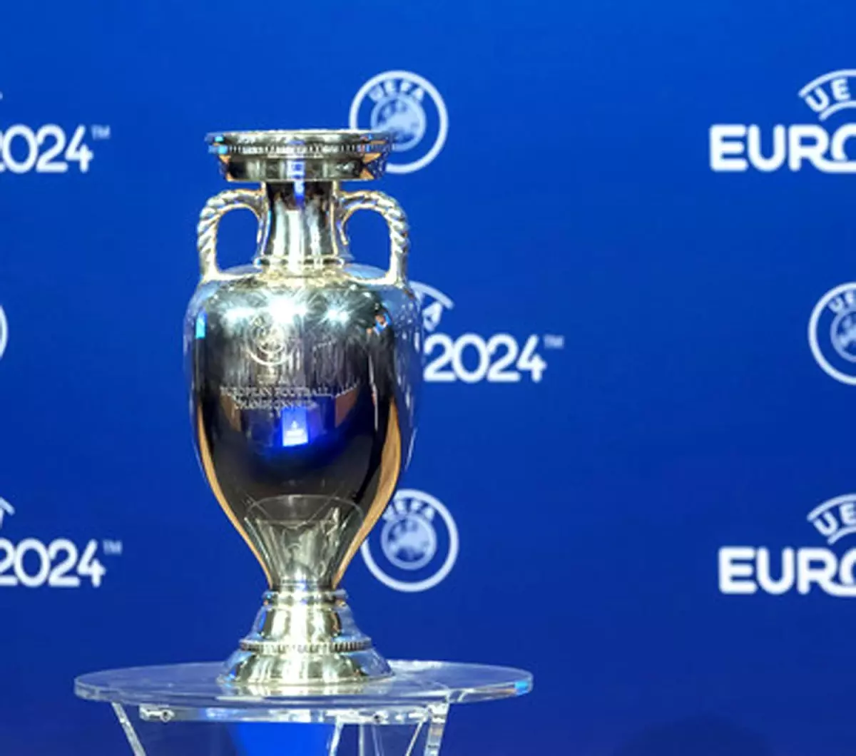 EURO 2024 elemelerinde torbalar belli oldu