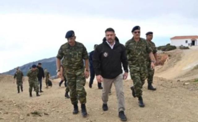 Yunanistan'dan Türkiye'ye karşı yeni provokasyon! Adaları ziyaret edip 'Pazarlık konusu etmeyiz' resti çekti