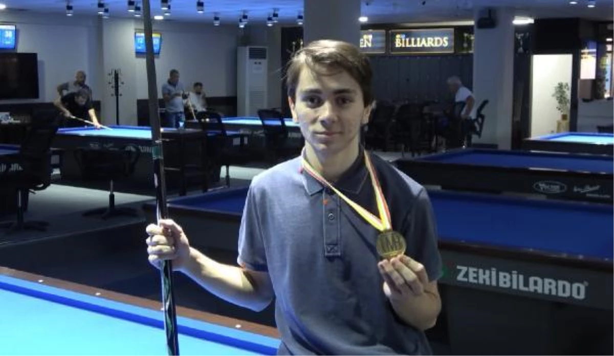 16 yaşındaki bilardocu Burak Haşhaş\'ın gözü büyükler dünya şampiyonluğunda