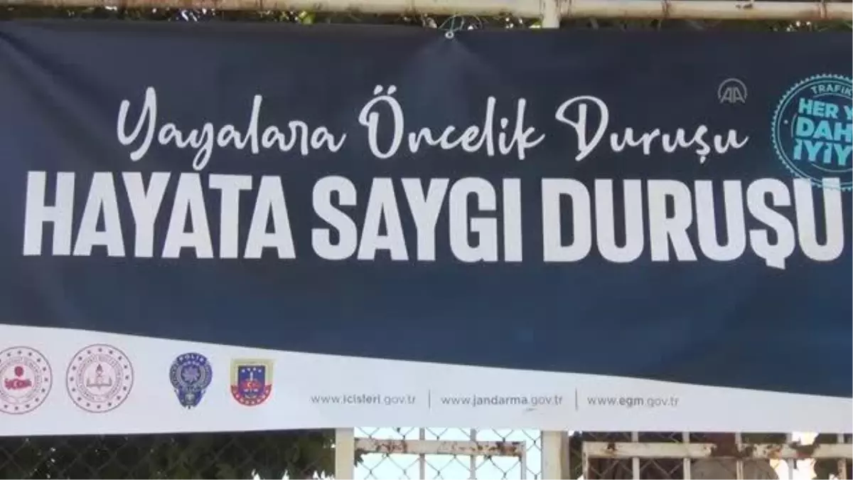 Beypazarı\'nda "Yayalara öncelik duruşu, hayata saygı duruşu" etkinliği yapıldı