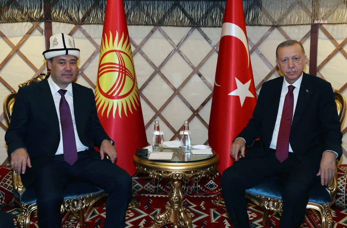Erdoğan, Kırgızistan Cumhurbaşkanı Caparov ile Görüştü