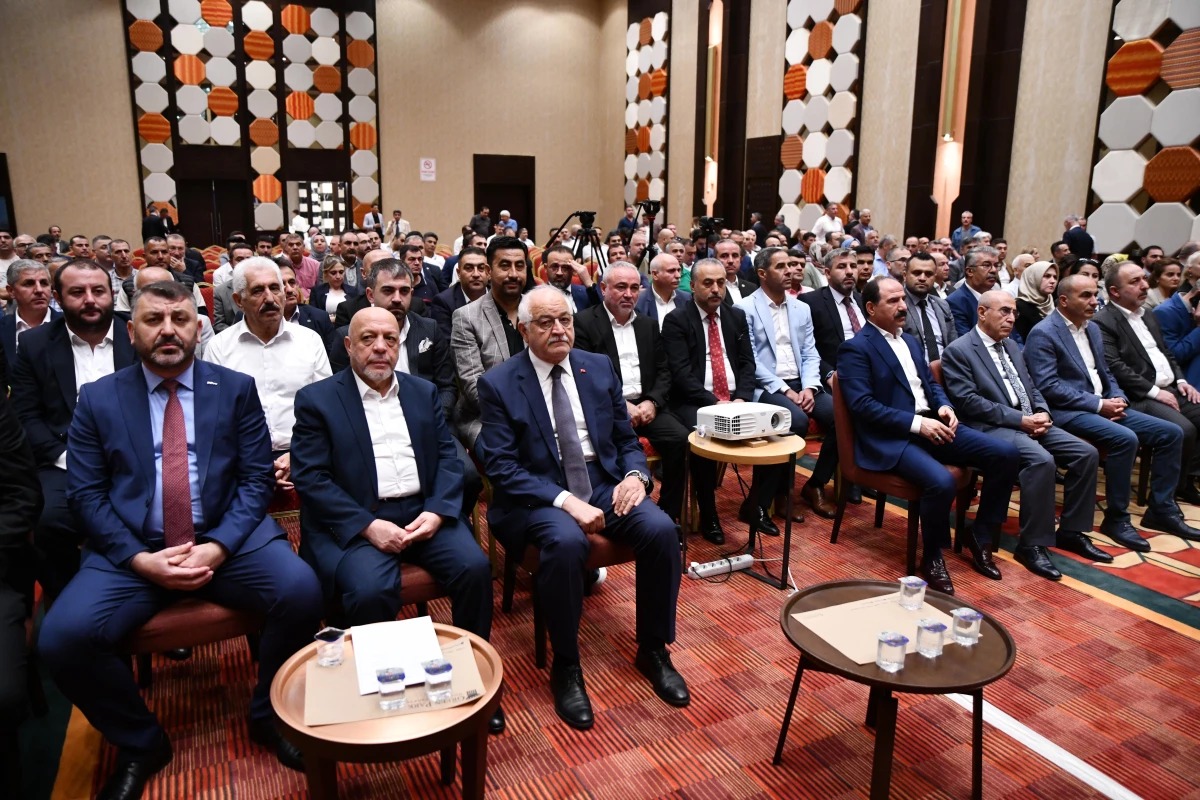 HAK-İŞ Genel Başkanı Arslan, Gaziantep\'te genel kurula katıldı Açıklaması