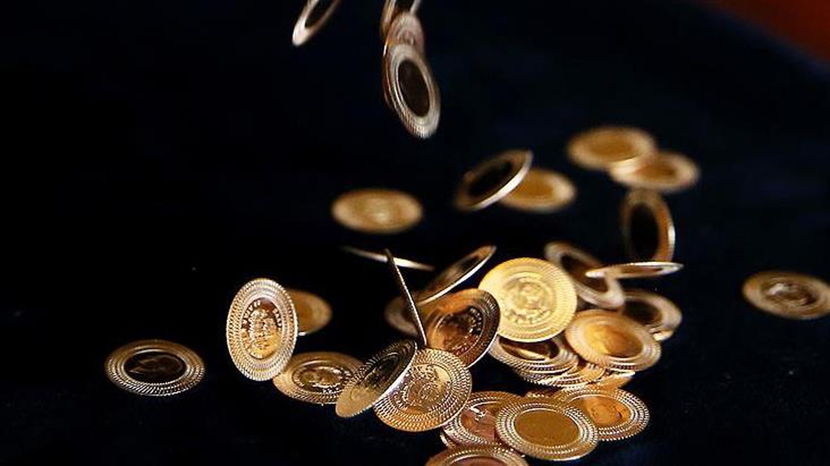 Altın haftanın son işlem gününde yükseldi! 997 liradan değerlendiriliyor