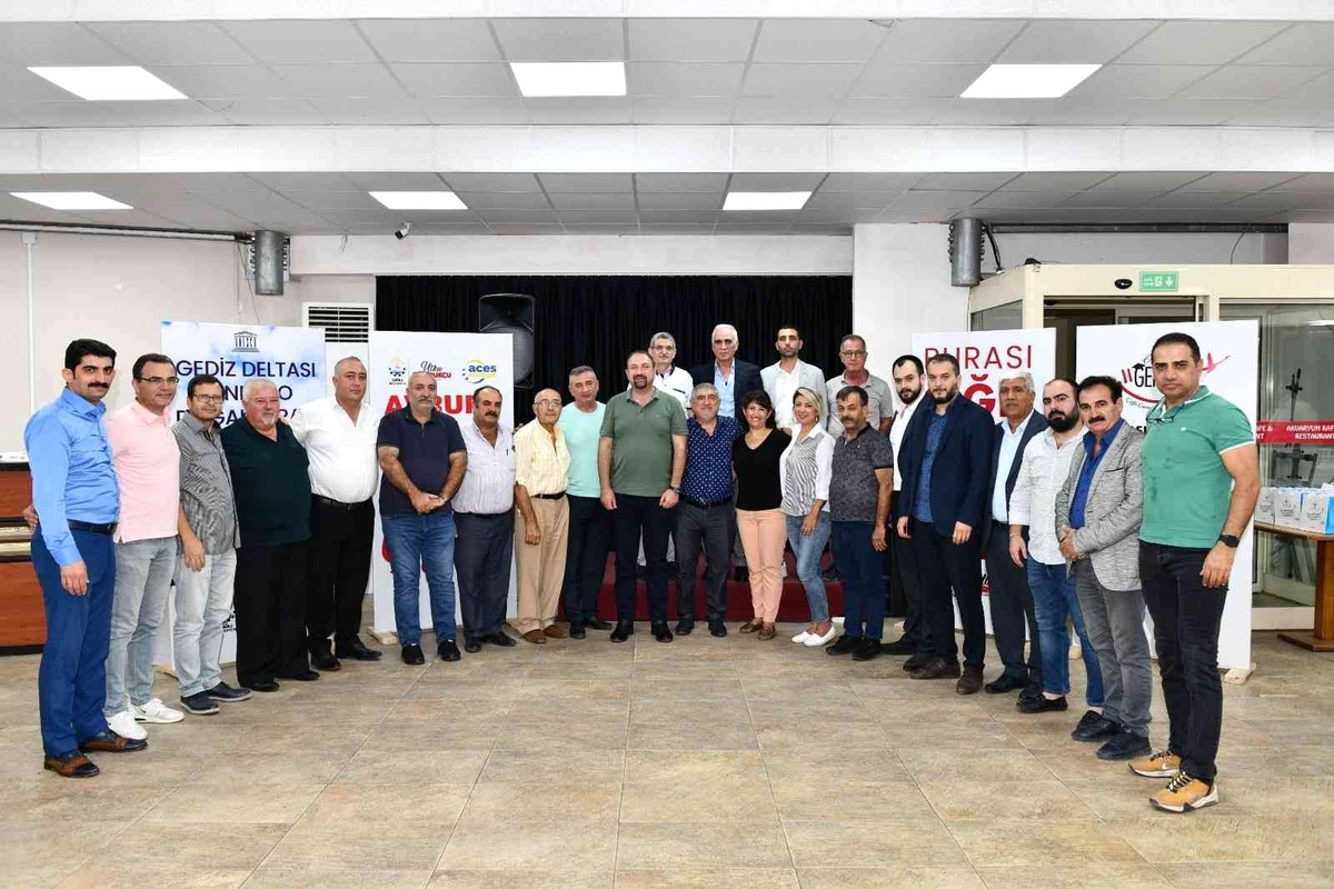 Başkan Gümrükçü\'nün esnaf buluşmaları sürüyor