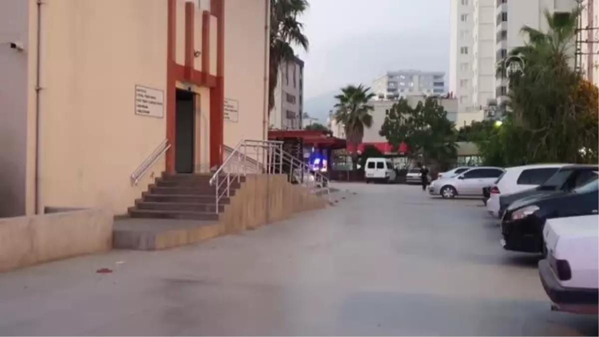 Osmaniye\'de devrilen otomobilde aynı aileden 1 kişi öldü, 6 kişi yaralandı