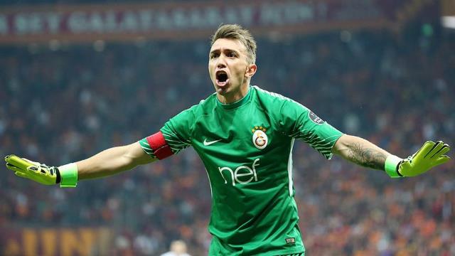 Fernando Muslera Galatasaray efsanesini geride bırakıyor