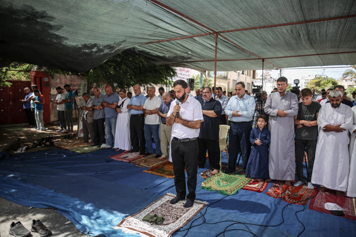 Gazze\'de İsrail hapishanelerindeki Filistinli tutuklularla dayanışma gösterisi