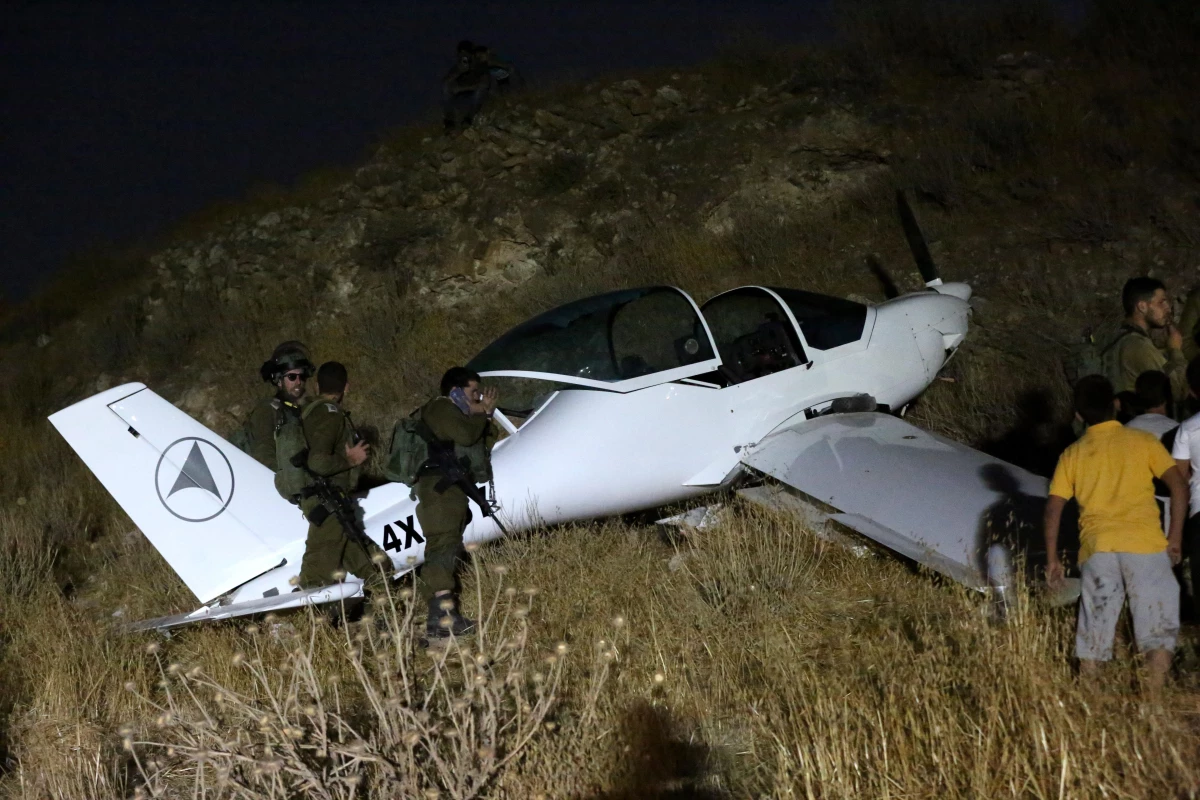 İsrail\'e ait küçük bir uçak Batı Şeria\'da düştü