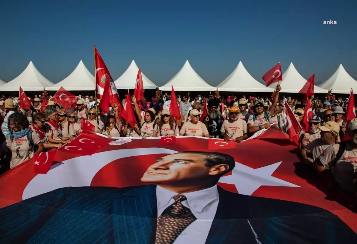 \'izmir\'in Kurtuluşunun 100. Yılı Fotoğraf Yarışması\' Sonuçlandı