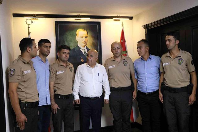 Mersin'deki kahramanlar terör saldırısını anlattı Mersin'deki kahramanlar terör saldırısını anlattı
