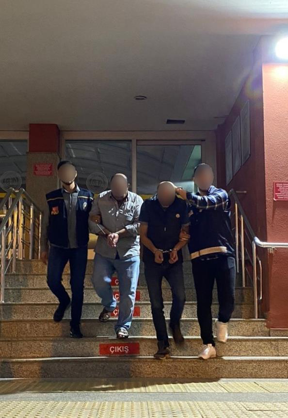 Kocaeli\'de 14 düzensiz göçmen yakalandı