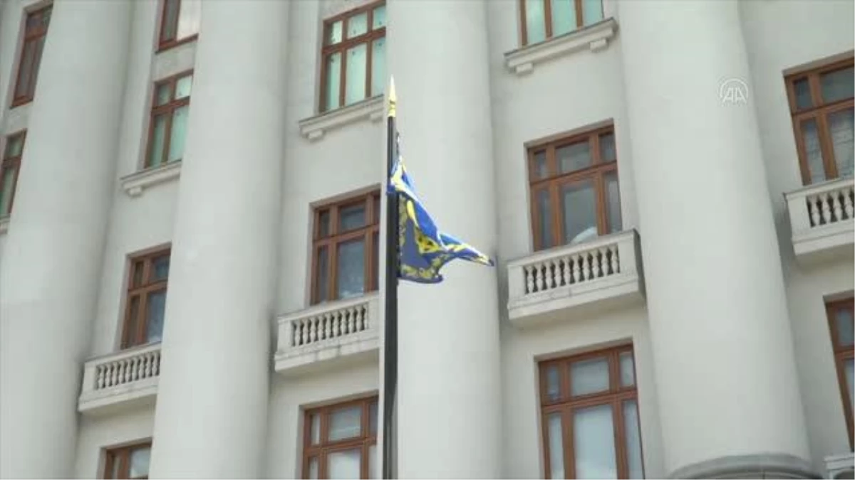 Zelenskiy, Ukrayna\'nın NATO\'ya hızlandırılmış katılım başvurusunu imzaladı
