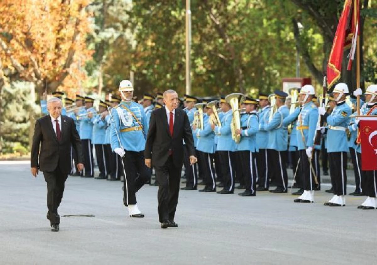 Cumhurbaşkanı Erdoğan: Yeni Anayasa çalışmasını da tamamlayacağız (2)