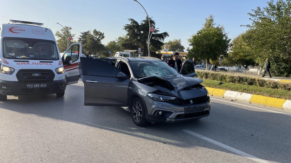 Edirne\'de yaya geçidinde otomobilin çarptığı kişi öldü