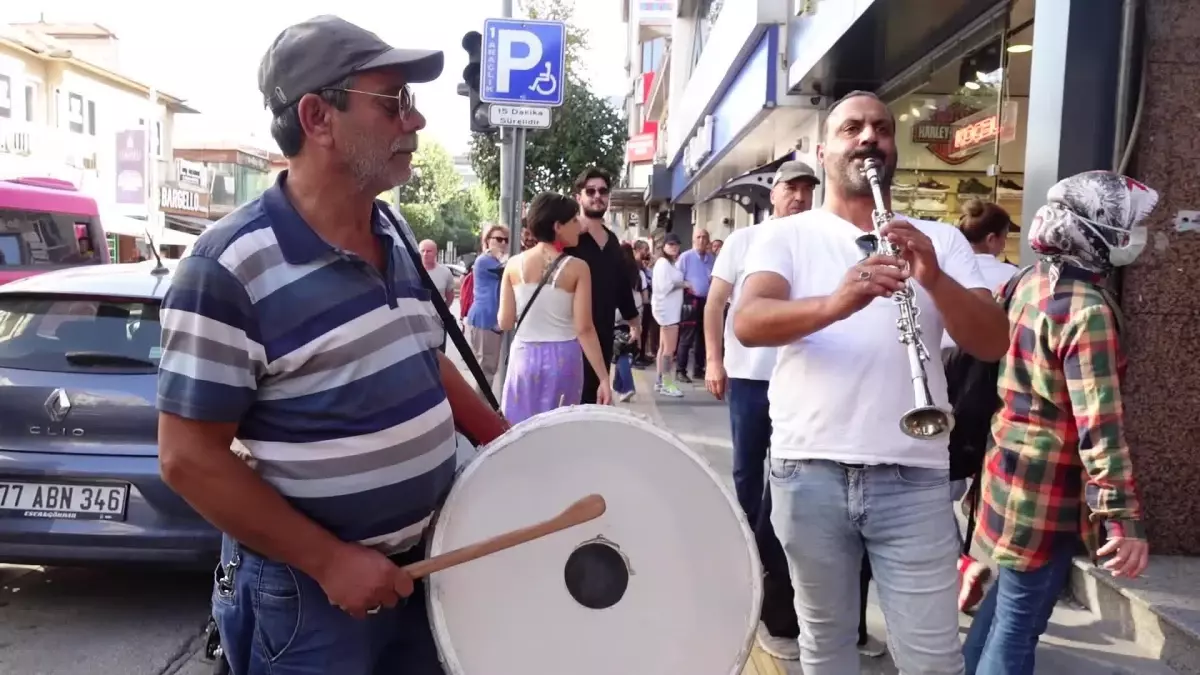 Gültekin Uysal: "Dünümüzü Çalanlara Yarınlarımızı Çaldırmayacağız"