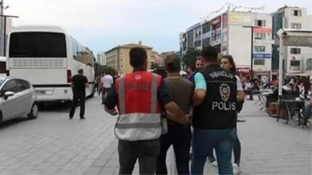 İstanbul Emniyet Müdürü Zafer Aktaş: Hırsızlık, gasp veya diğer suçları işleyen göçmenleri anında sınır dışı ediyoruz