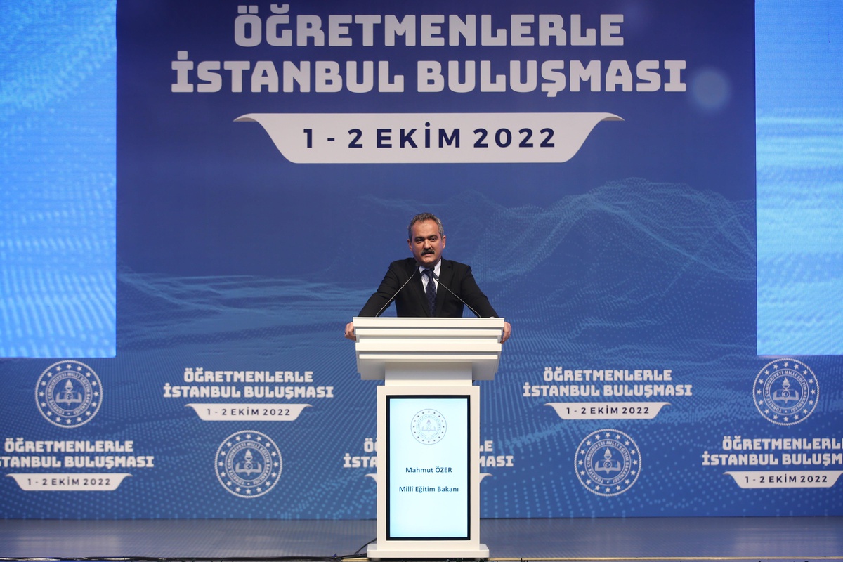 Milli Eğitim Bakanı Özer, Öğretmenlerle İstanbul Buluşması Semineri\'nde konuştu Açıklaması