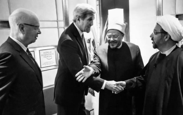 Ortalık yangın yeriyken İranlı Molla Ayetullah Ahmed İrvani'nin kızının düğün görüntüleri servis edildi