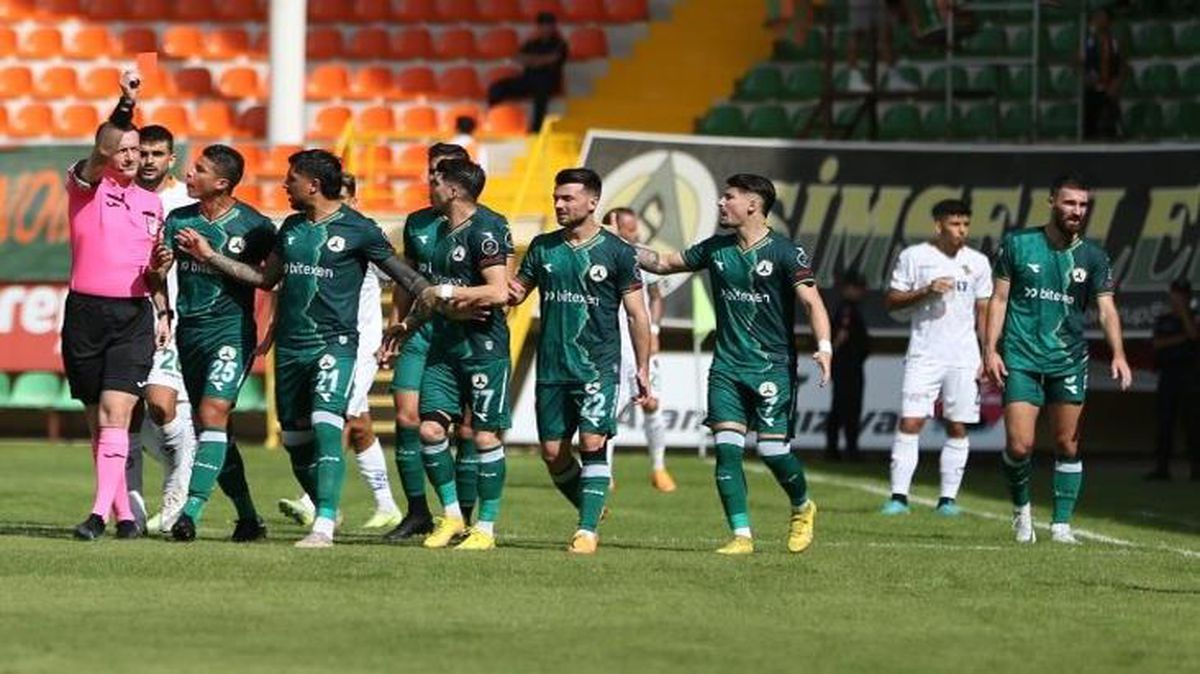 Giresunspor, deplasmanda Alanyaspor ile 1-1 berabere kaldı