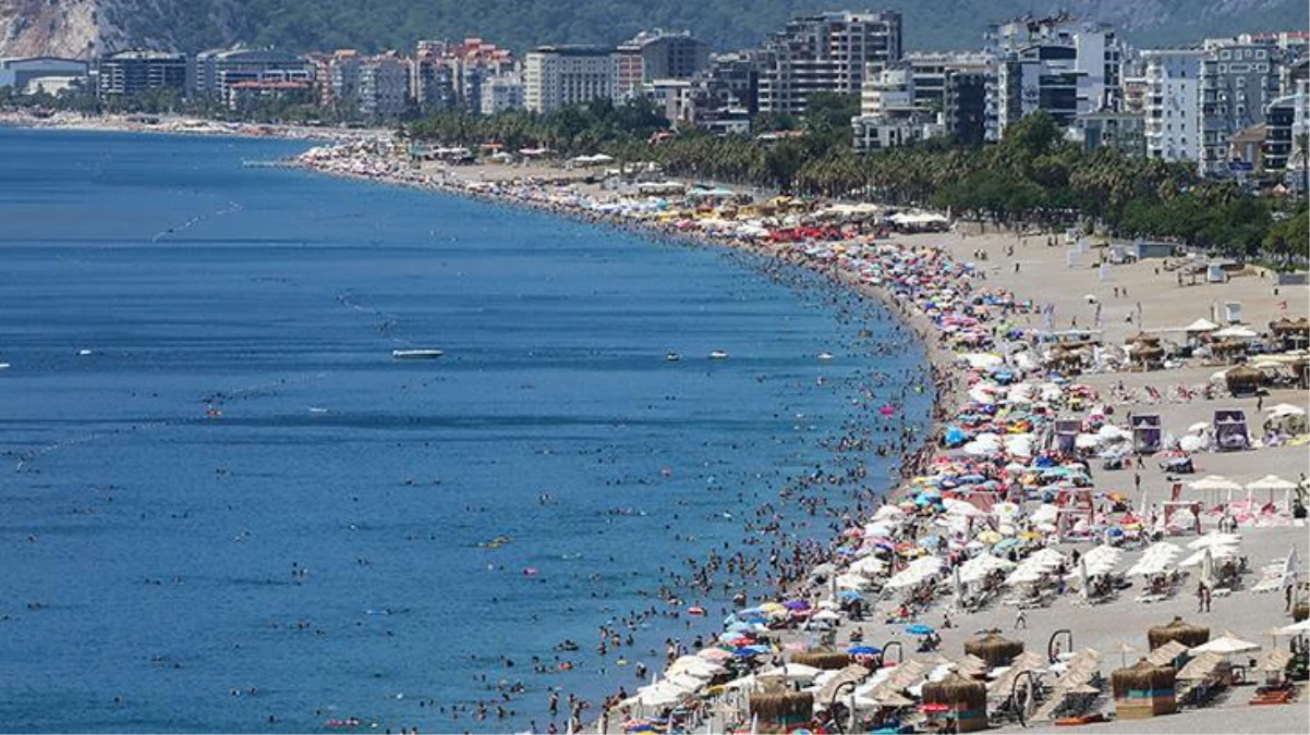 Antalya\'da sıcaklık 40 dereceyi aştı! 83 yılın ekim ayı rekoru gerçekleşti