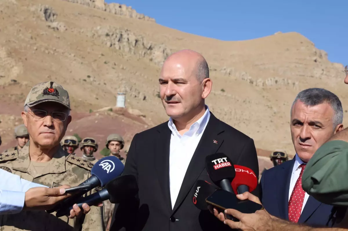 Bakan Soylu, "Eren Abluka" sonbahar kış operasyonlarının başlatıldığını açıkladı (1)