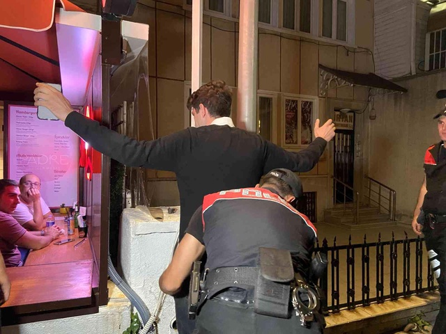 Takım elbiseli güvenliklerin dehşeti sonrası Emniyet harekete geçti! Beşiktaş'ta bodyguard ve valelere operasyon