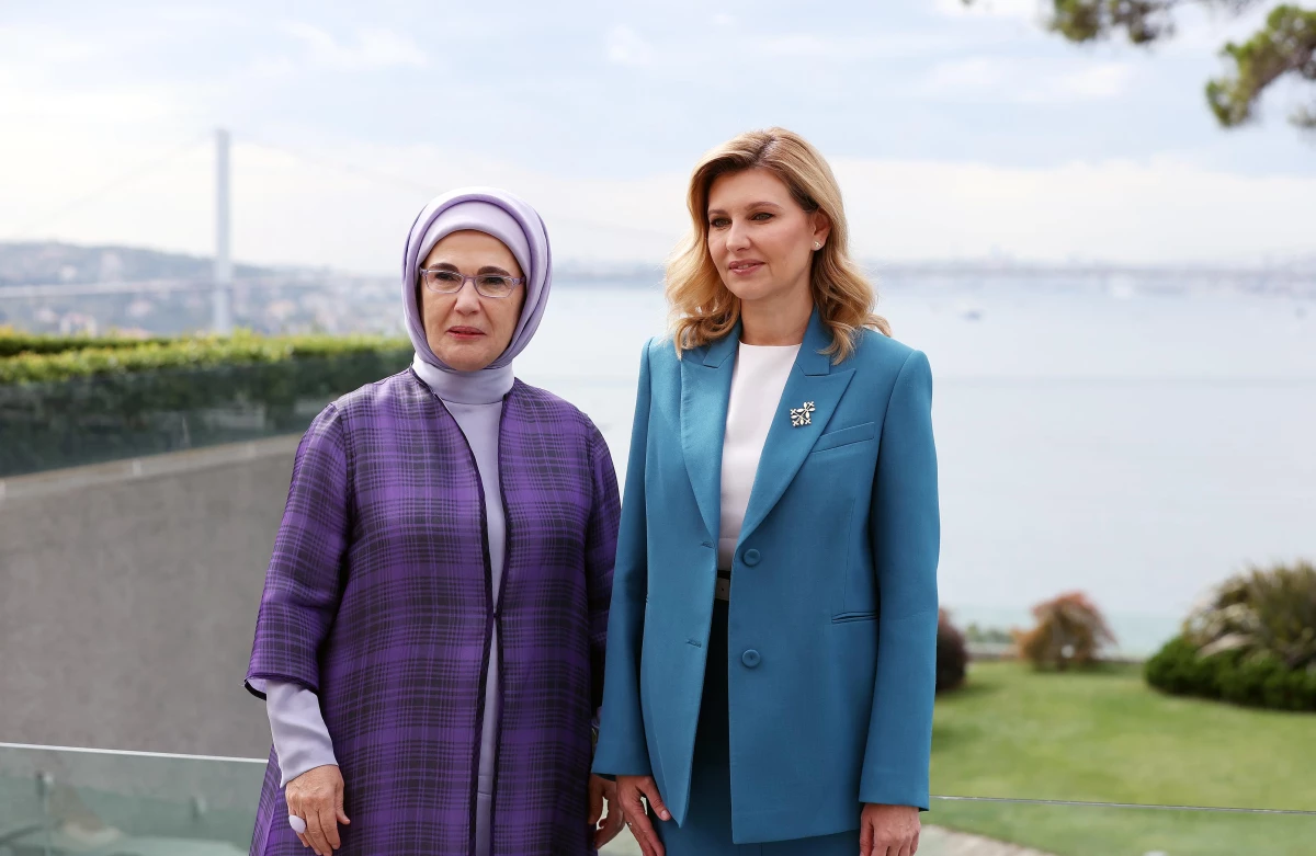 Emine Erdoğan, Ukrayna Devlet Başkanı\'nın eşi Zelenska\'yı İstanbul\'da misafir etti