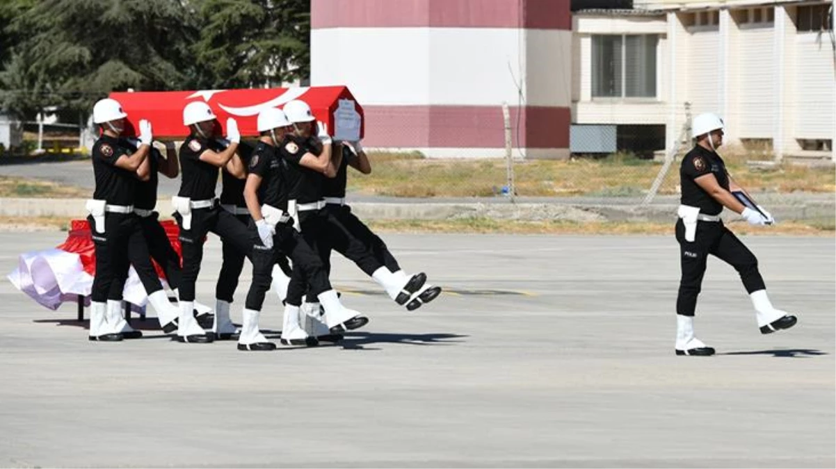 Fırat Kalkanı bölgesinden acı haber! Özel harekat polisi şehit düştü