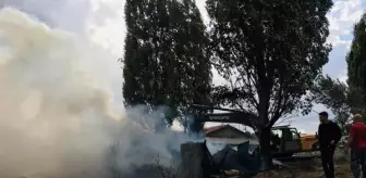 Kütahya haber | Gediz'de iki depo yangında kullanılamaz hale geldi